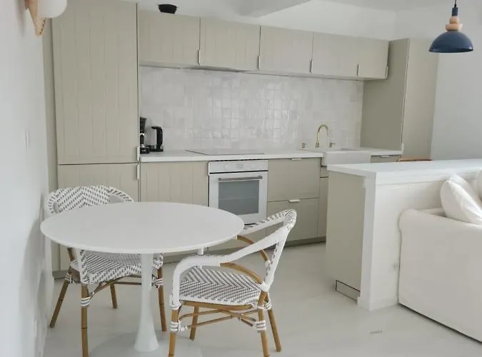 Victoire Saphir 203 Climatise De 아파트